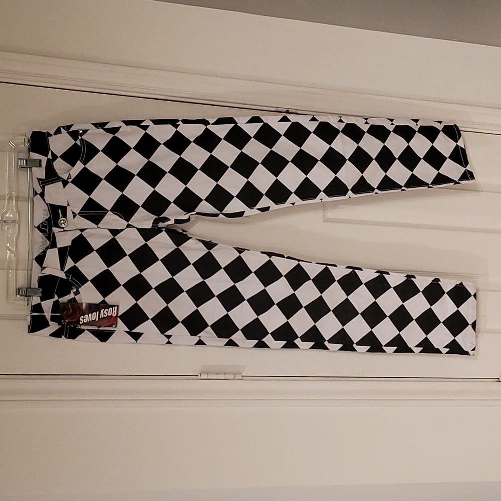 BLACK & WHITE CHECKERED WOMENS LIGHTWEIGHT JEAN NWT Size 15 JR